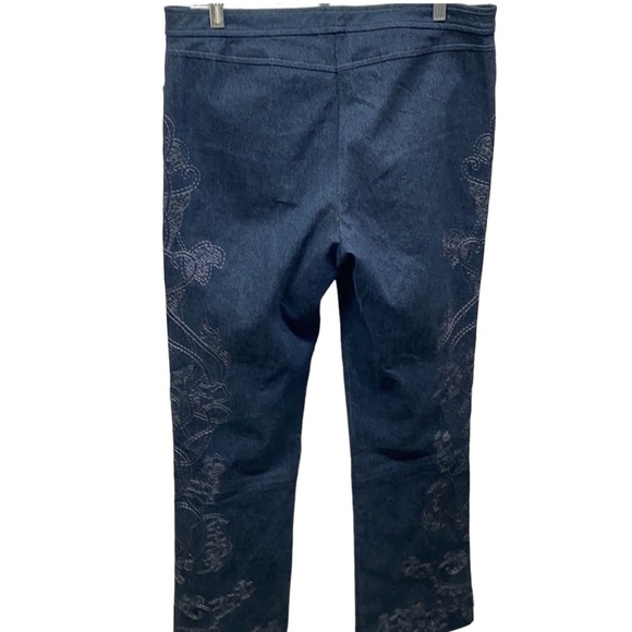St. John Couture Embroidered Legs Jeans - Picture 4 of 6